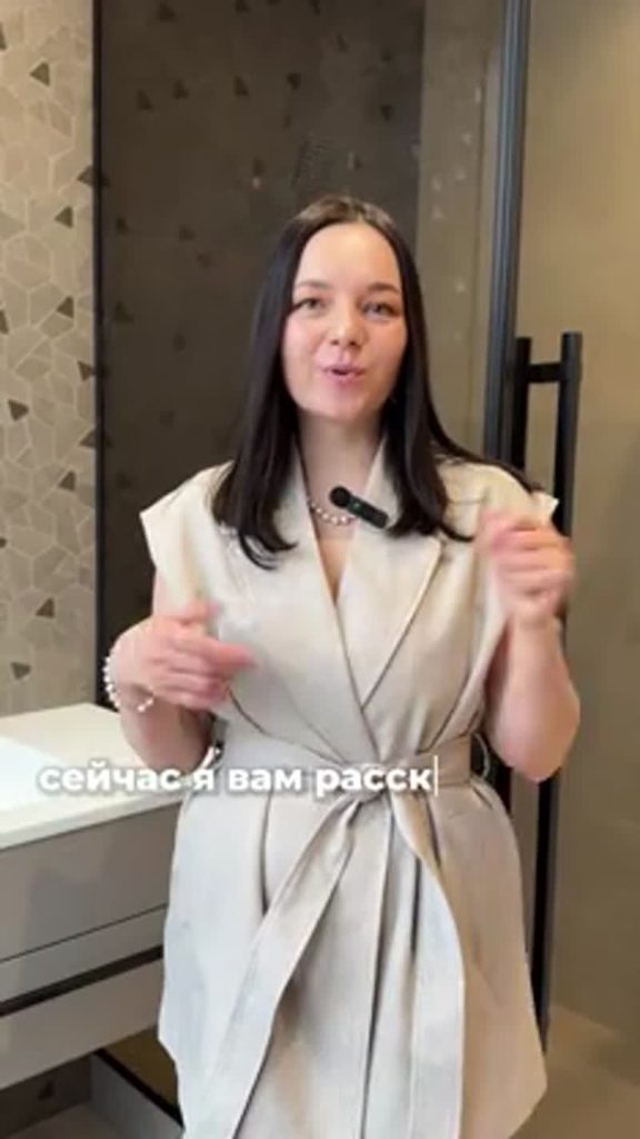 Дизайн ванной комнаты с окном