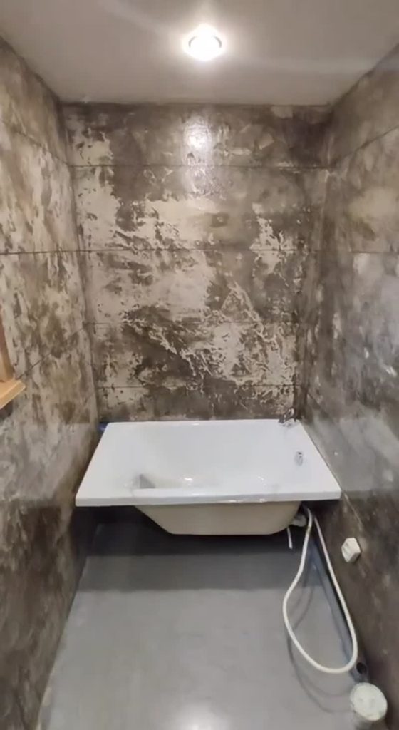 Имитация плитки в ванной комнате 